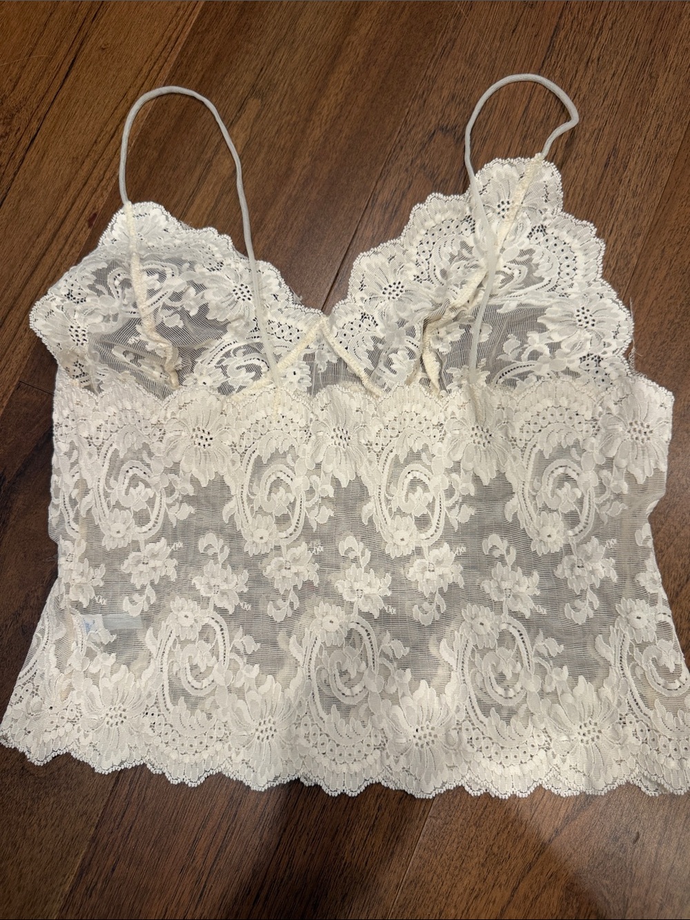 Vintage Lace Cami Top in Cream - Picture 5 of 7